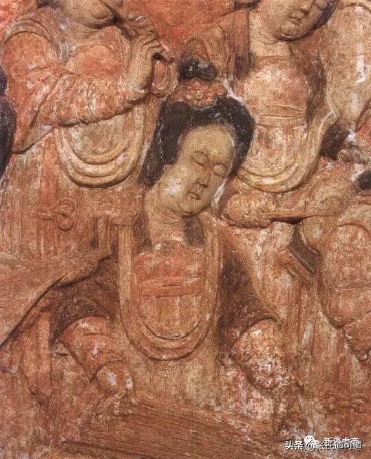 古代的霓裳羽衣长什么样子，世界上最著名的五件裙子