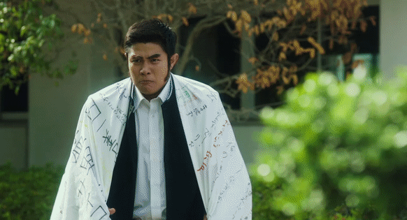 最近看了两部特别棒的电影，至少在影院让我爽到了