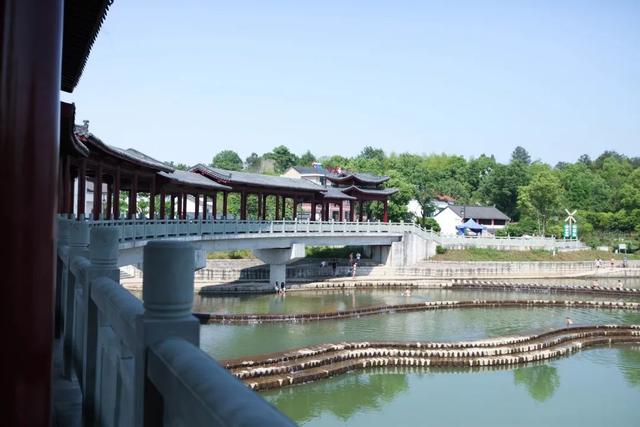 二郎山喇叭河景区，冬季二郎山喇叭河景区（喇叭河 大自然巧夺天工的杰作）