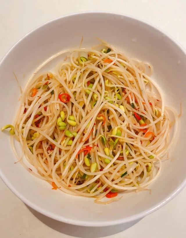 川味水煮肉片主要材料，正宗川味水煮肉片的家常做法