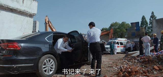 胡歌最新剧照帅炸了，胡歌的8个男神角色