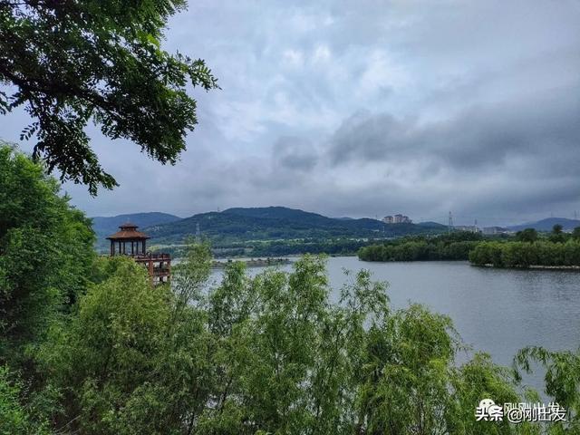 大连西郊森林公园爬山路线，徒步大连西郊国家森林公园