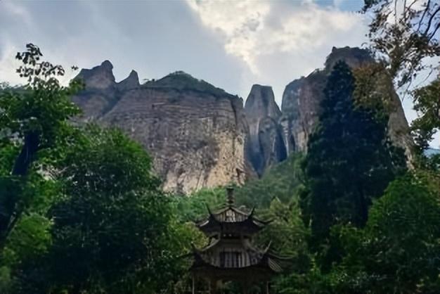 雁荡山哪个景点值得去看，雁荡山这个标志性景区