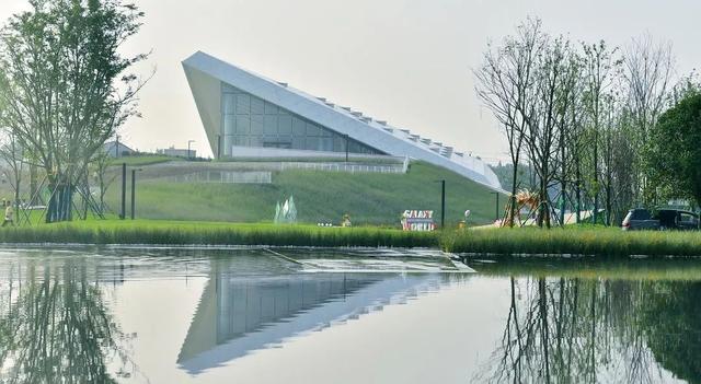 9月成都周边最适合露营，不出成都市区打卡9大露营野餐拍照地