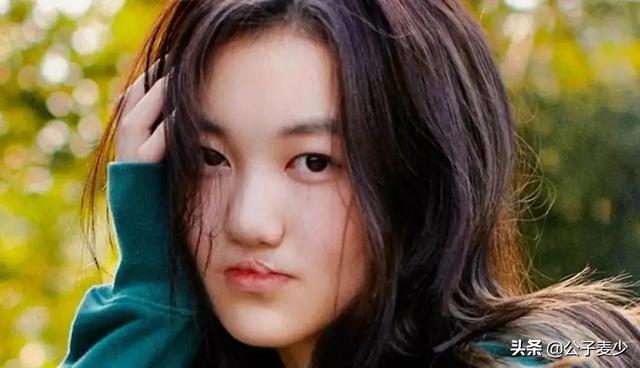 王菲李嫣个人资料简介，王菲15岁女儿李嫣大量性感照曝光