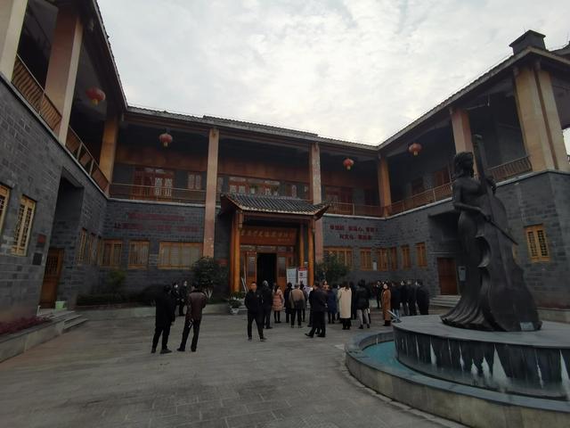 重庆主城周边古镇旅游推荐，我先给你推荐最值得游览的这二十三座