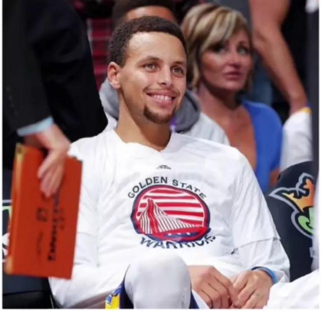 库里头像高清帅气，库里壁纸图集可保存帅气（库里高清壁纸头像）