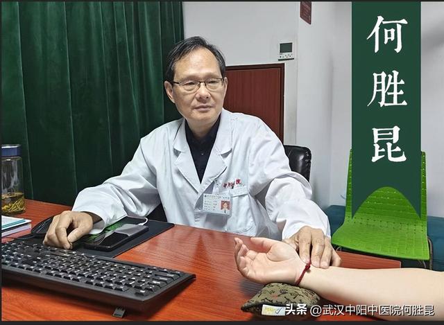 肥胖瘢痕疙瘩(疤痕疙瘩和肥胖有关吗)