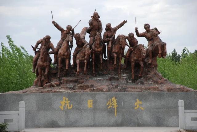 呼伦贝尔大草原图片，内蒙古呼伦贝尔草原最美景色（壁纸美图，呼伦贝尔大草原风光）