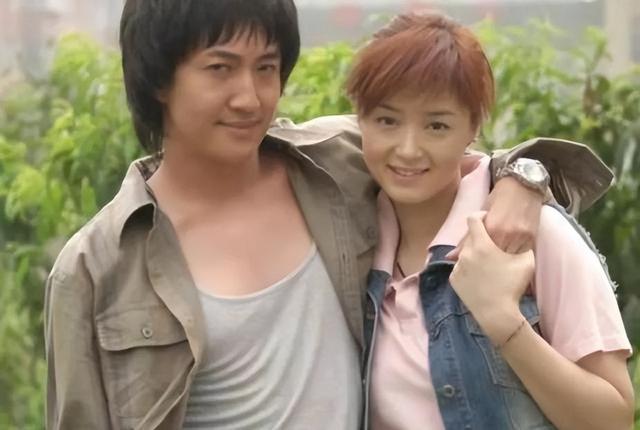 王阳26岁出道40岁娶了高斯才开始火起来，王阳身高有一米八吗