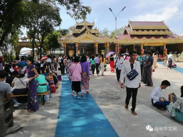 缅甸点灯节完整，实拍缅甸点灯节盛况