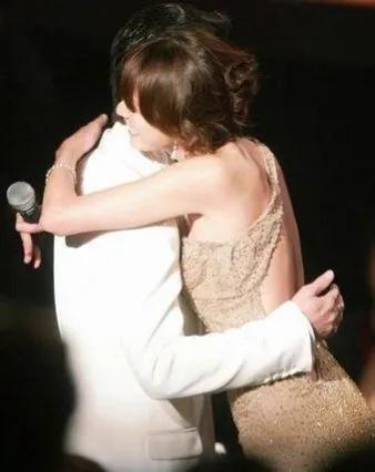 周冬雨多少岁了今年多大，32岁周冬雨被质疑面相变了