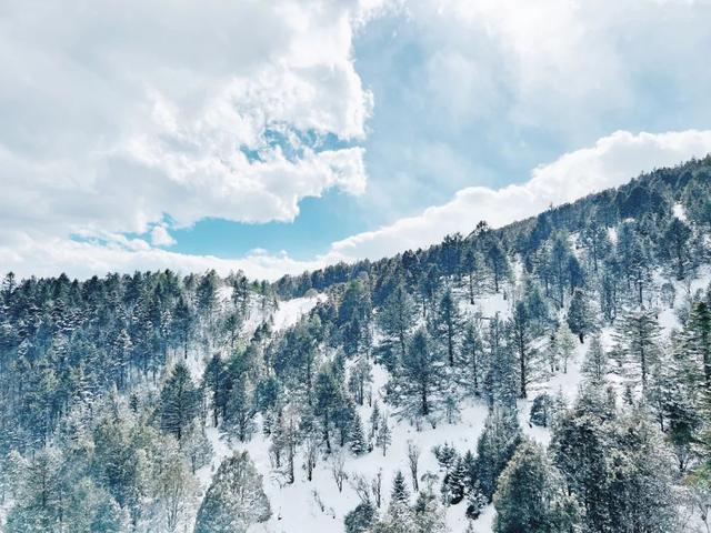 推荐一个好地方云南玉龙雪山，云南丽江：玉龙雪山景色壮美