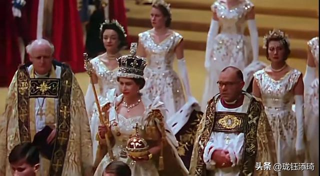 英国国王乔治二世名字，英国国王查尔斯三世