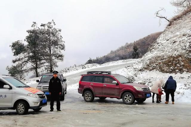 广西哪几个县道路结冰，广西多地出现冰冻、雾凇