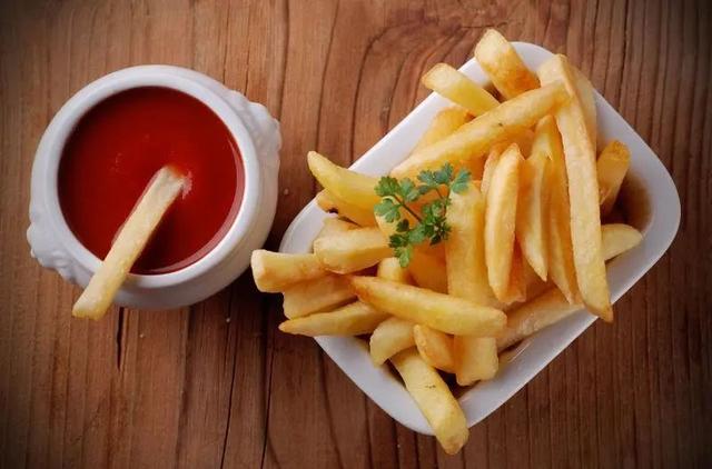 老干妈怎么越来越好吃了，放下你手中的老干妈