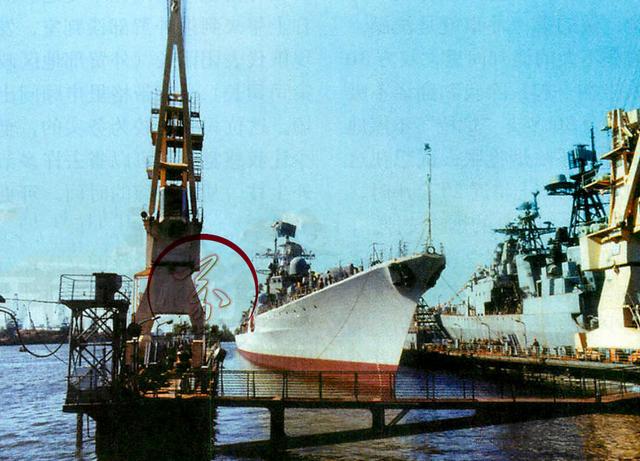 现代级驱逐舰改装，从主力到鸡肋再到重生（现代级驱逐舰魔改前后对比）