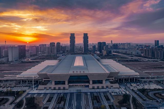 z188次列车，沈阳北站始发的列车（通辽、赤峰、大连方向余票充足）