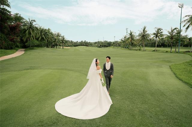 三亚旅行婚纱照，三亚异域风旅拍婚纱照价目表（你在三亚的婚纱照旅行日记）