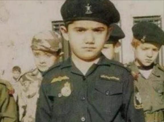 萨达姆的儿子乌代拿老百姓喂狮子，萨达姆长子乌代的魔幻人生