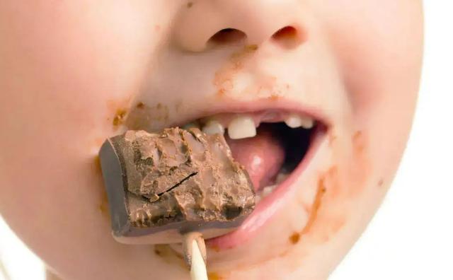 儿童六龄齿会换么，儿童换牙早好还是晚好