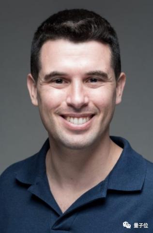 学习c语言算法软件，会写代码的AI开源