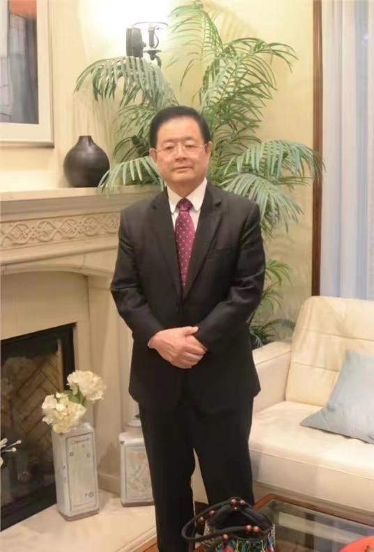 王晓玉与刘晓庆相差多少岁，不顾反对也要嫁70岁富商