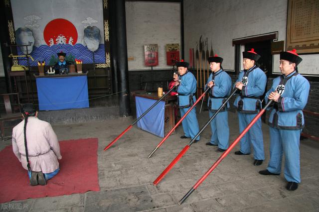 民间故事玉娘，民间故事：美妇留宿乞丐