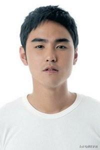 演古装脸很丑的男明星，4位古装奇丑的男演员