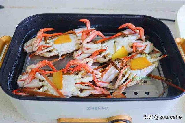 怎样清蒸大闸蟹，清蒸大闸蟹的正确吃法步骤（清蒸大闸蟹怎么做才好吃）