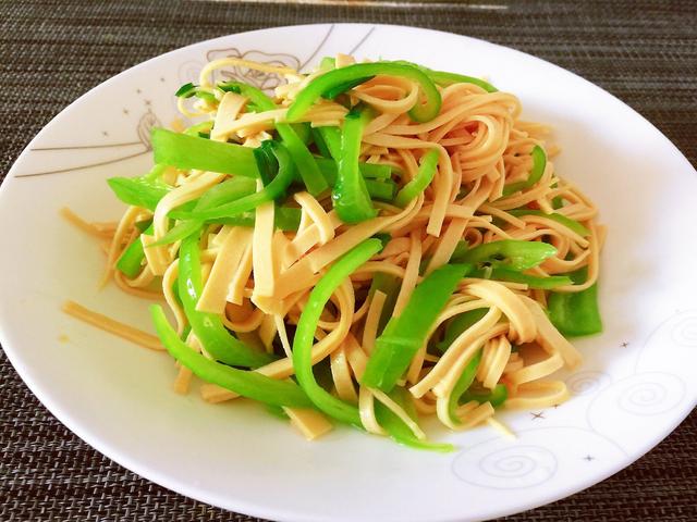 年夜饭必吃的菜，年夜饭什么菜做法好吃