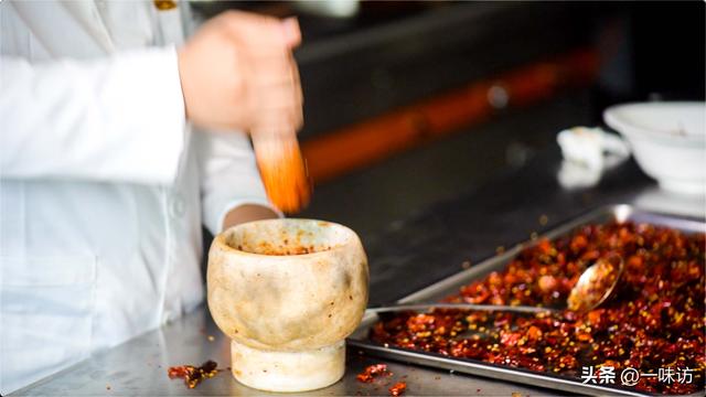 四川红油辣椒简单做法，这样做3种辣椒混合一起不但能炒菜