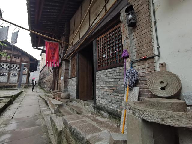 重庆主城周边古镇旅游推荐，我先给你推荐最值得游览的这二十三座