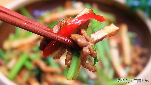 芹菜肉丝香干做法大全，饭店的芹菜香干肉丝做法