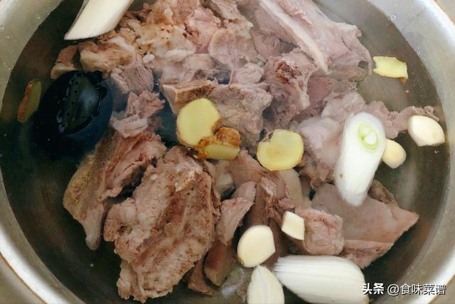 炖菜大全家常菜，五款热乎乎的炖菜暖和又美味（5道家常砂锅炖菜）