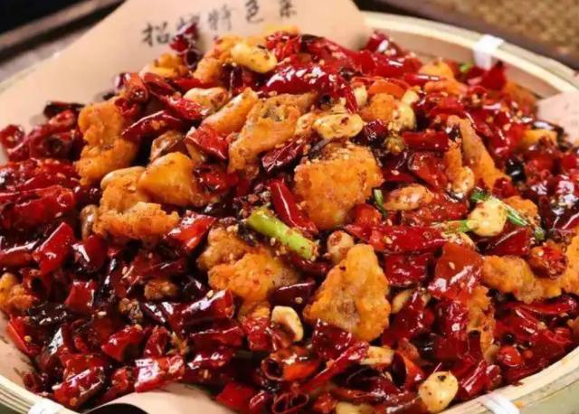 贵阳有什么好吃的，贵阳十大好吃的菜（入夏必去的美食之都）