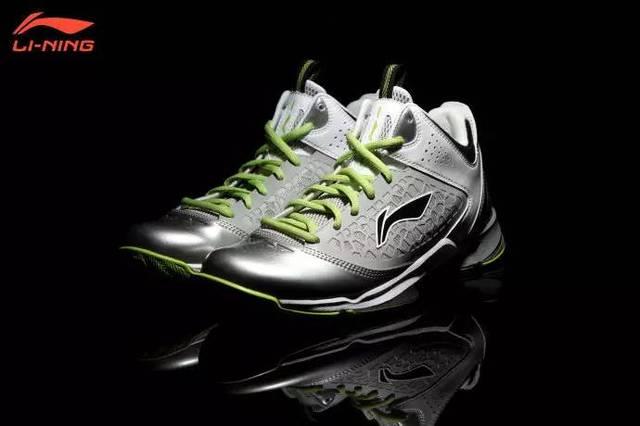 李宁音速10团队版三个配色，像团队款太敷衍