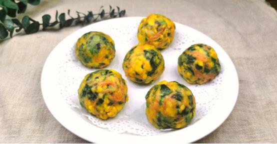 如何在家自制小白菜包子，遇到小白菜别手软