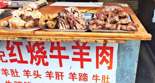 济宁四大美食排行，外地人却直摇头：实在吃不下