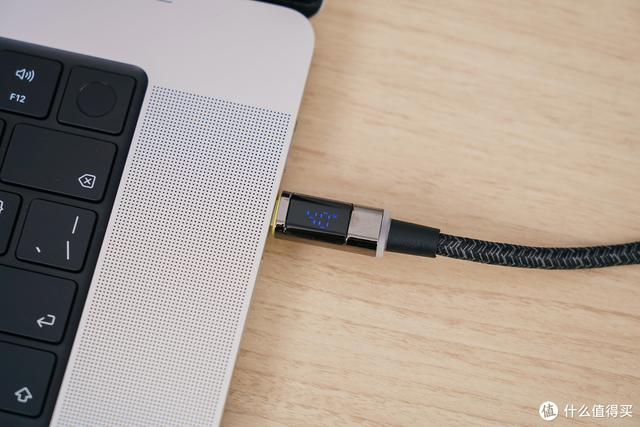 ipad如何扩大屏，一根线让iPad实现全屏扩展