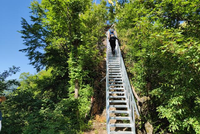 尖山风景区攻略，假期一家人出游蔚县飞狐峪里的尖山