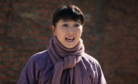 闫学晶赵本山同台，逼走搭档范伟、骂哭闫学晶