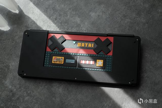 机械键盘推荐100-200 黑轴，樱桃轴已死谁在蹦迪