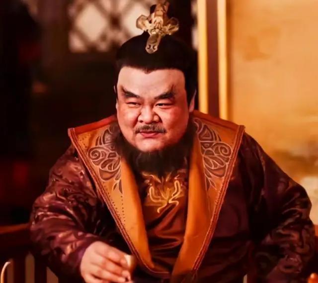 安禄山与杨贵妃的关系，安禄山与杨贵妃（杨贵妃与安禄山是什么关系）