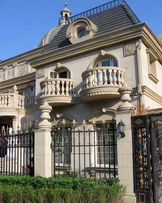 80年代北京首富李晓华，71岁李晓华2000年北京首富