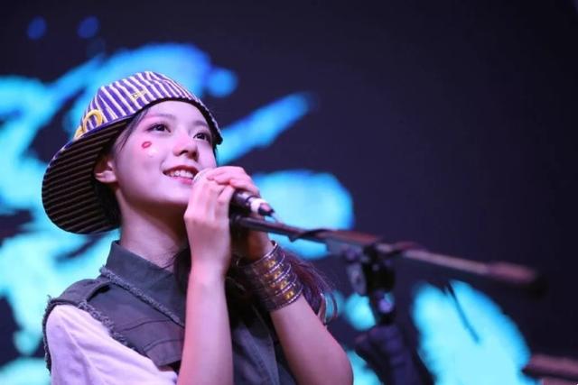 易烊千玺演技前辈评价，为什么说易烊千玺的演技好