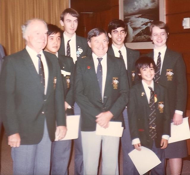 数学天才陶哲轩智商，智商2308岁高考760分智商超过爱因斯坦的陶哲轩