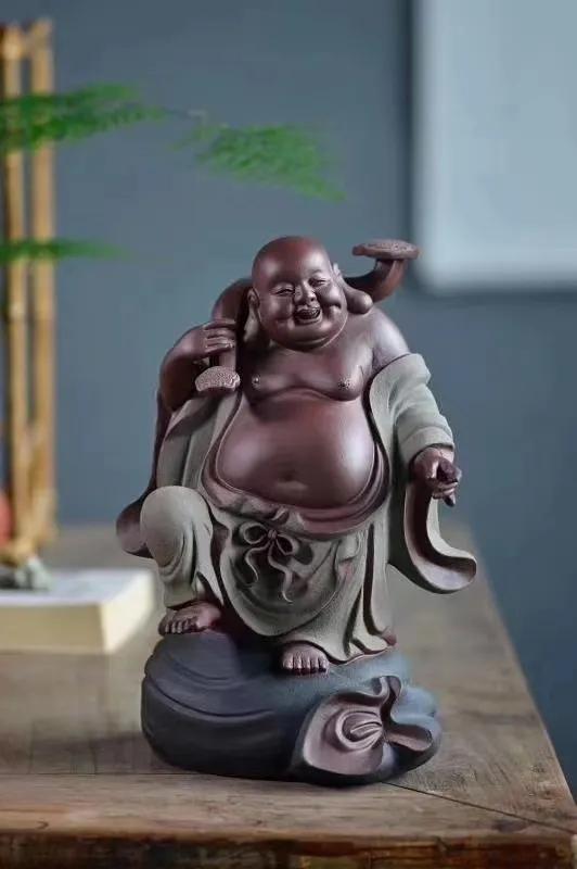穿花蛱蝶深深见，唯见蜻蜓蛱蝶飞