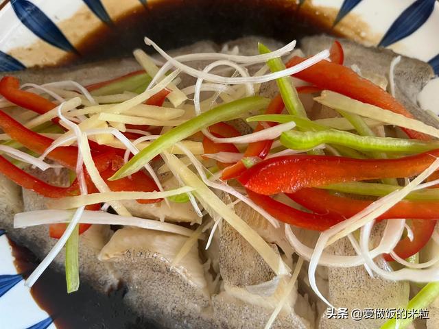 在家做清蒸鲽鱼怎么做，做法简单味道一流