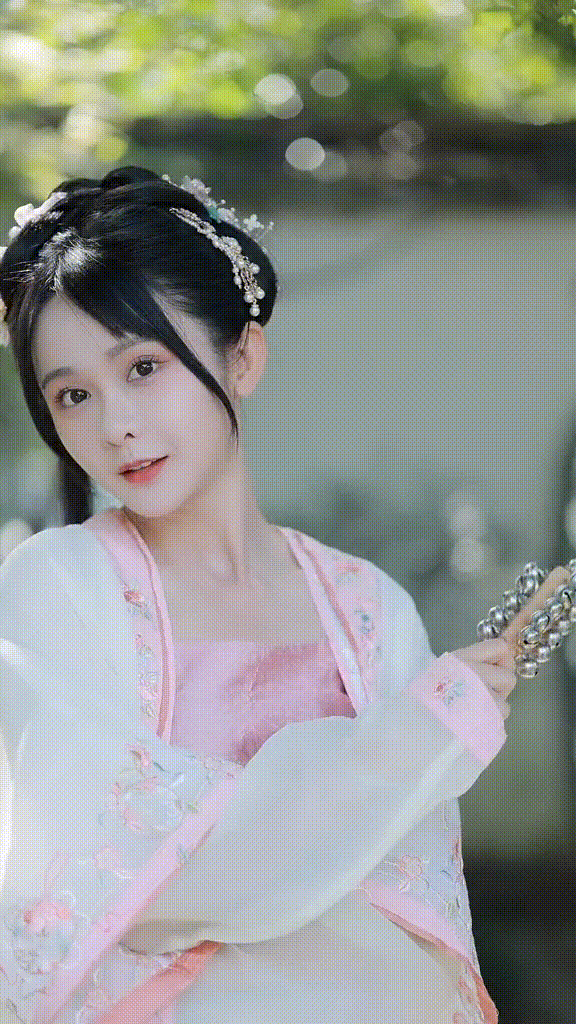 刘亦菲到底有多美，细评刘亦菲美颜